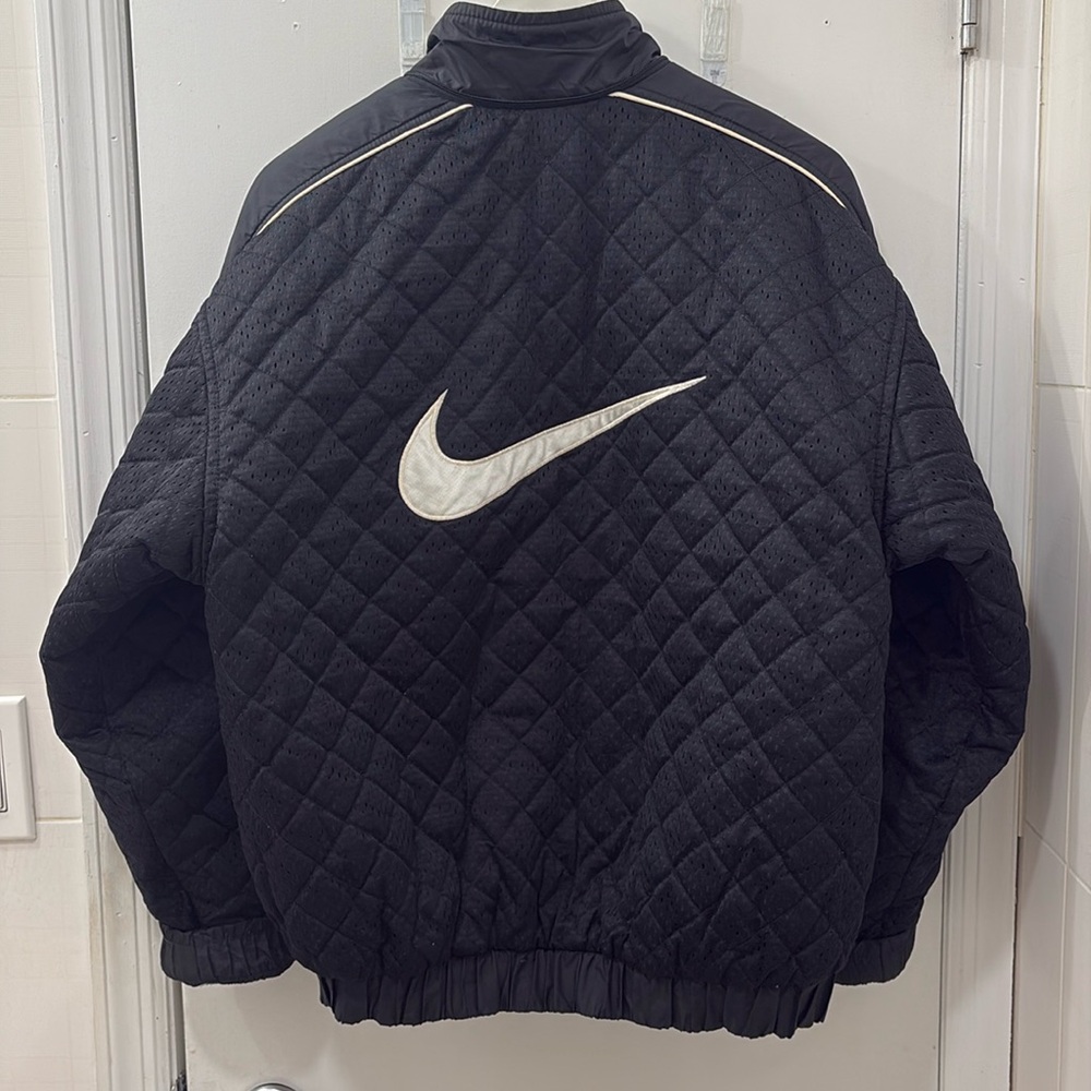 NIKE VINTAGE BLACK QUILTED BOYS SZ.M